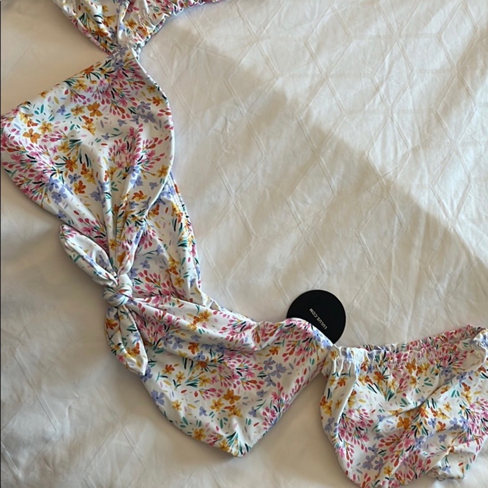 Lulu’s floral top